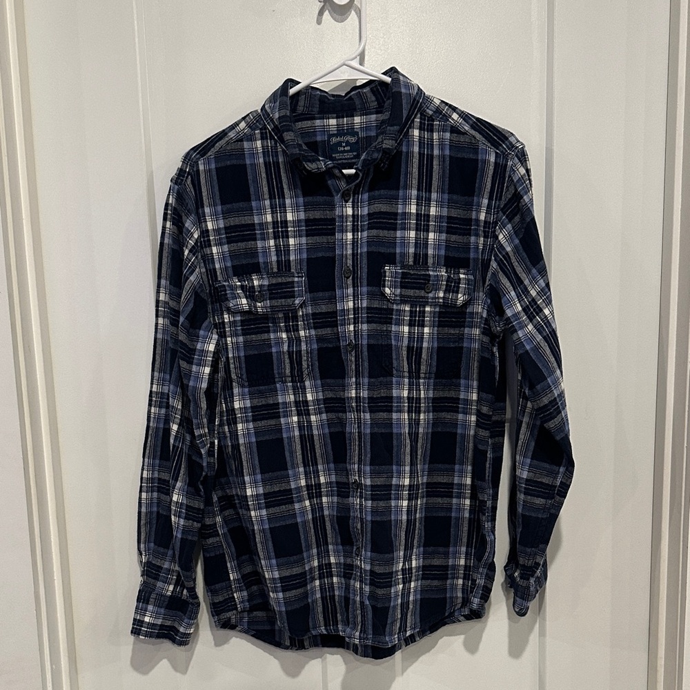 Faded Glory Navy and White Plaid Shirt